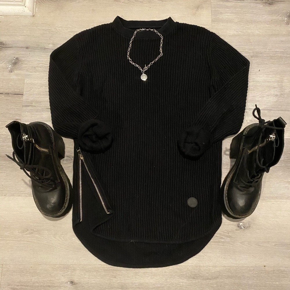 UNIF Zipper Detail Oversized Sweater
